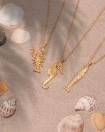 COLLAR LANGOSTA+ARETES BAÑO DE ORO AVEMARÍA