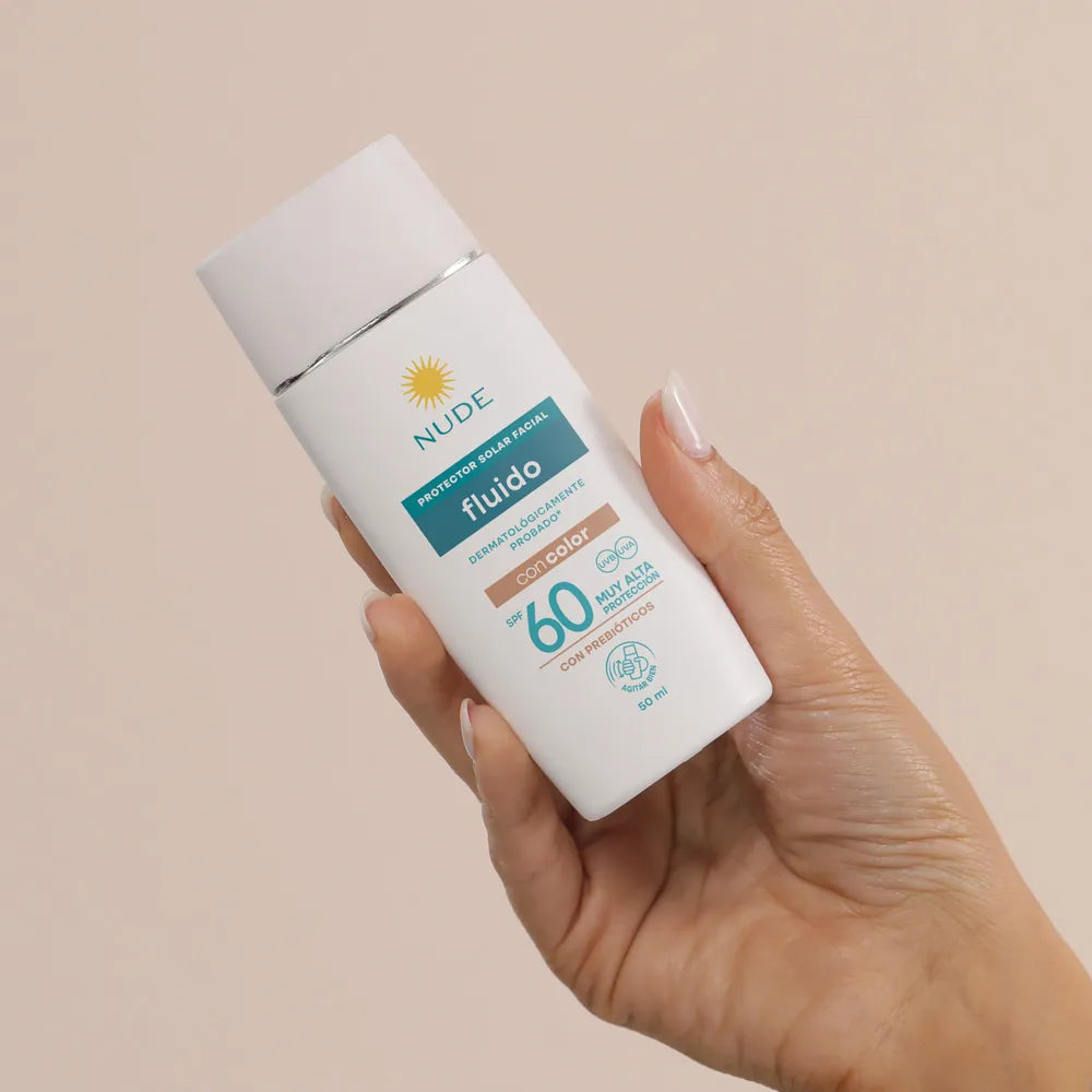 PROTECTOR SOLAR FACIAL CON COLOR FLUIDO SPF60 50ML NUDE