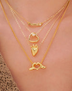 COLLAR MANOS DE CORAZÓN AVEMARÍA