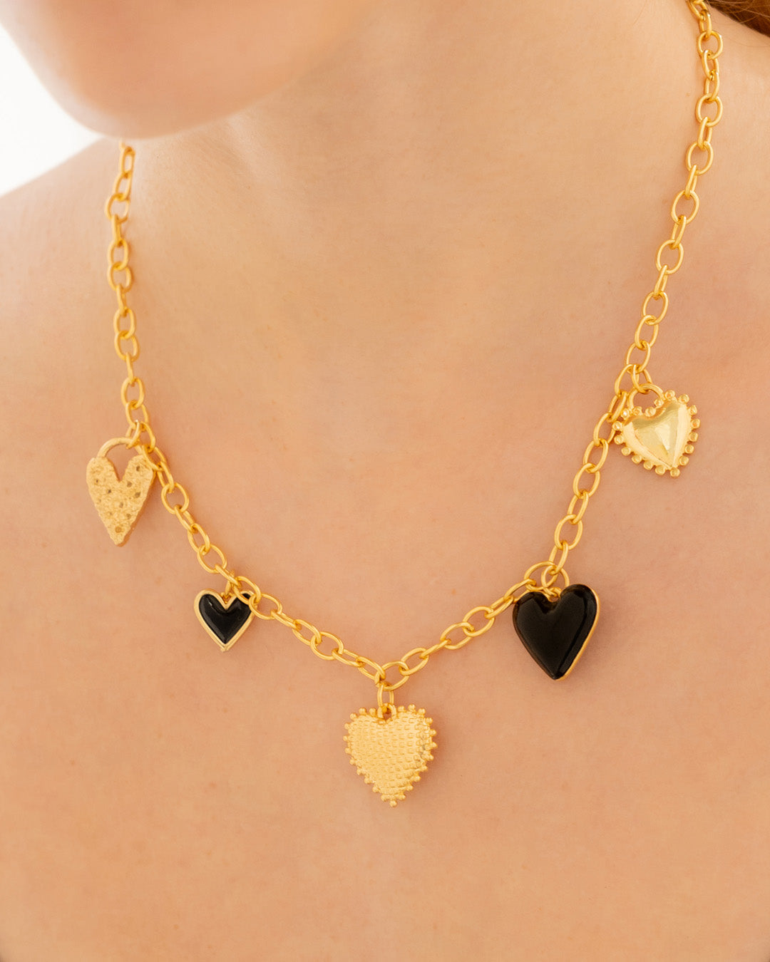 COLLAR CHARMS CORAZONES + ARETES AVEMARIA