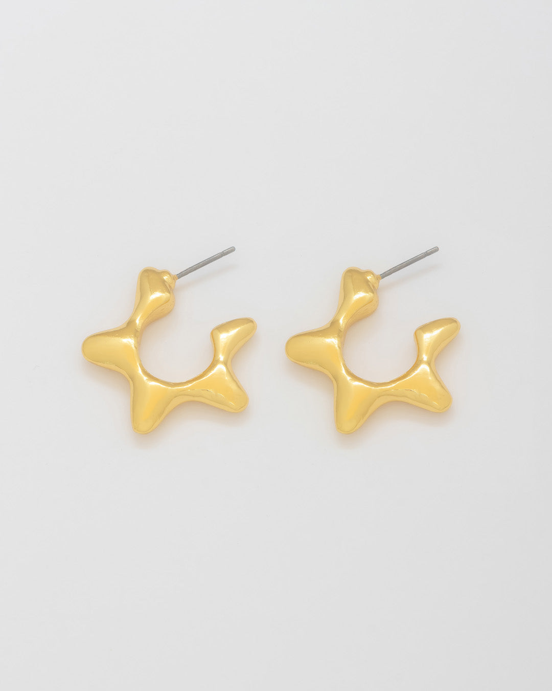 ARETES ESTRELLAS SILUETA ORO AVEMARIA