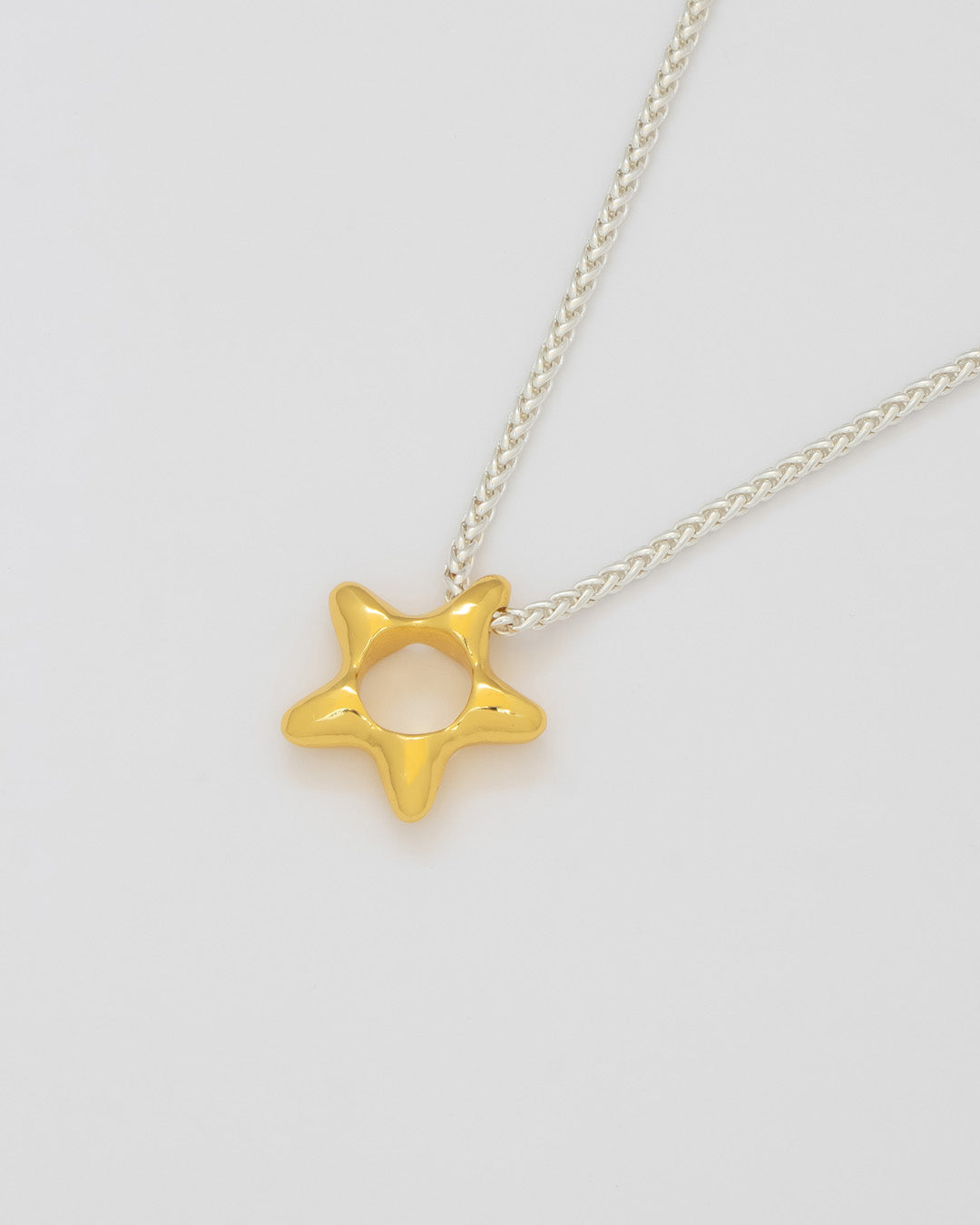 COLLAR ESTRELLA SILUETA MAXI AVEMARÍA