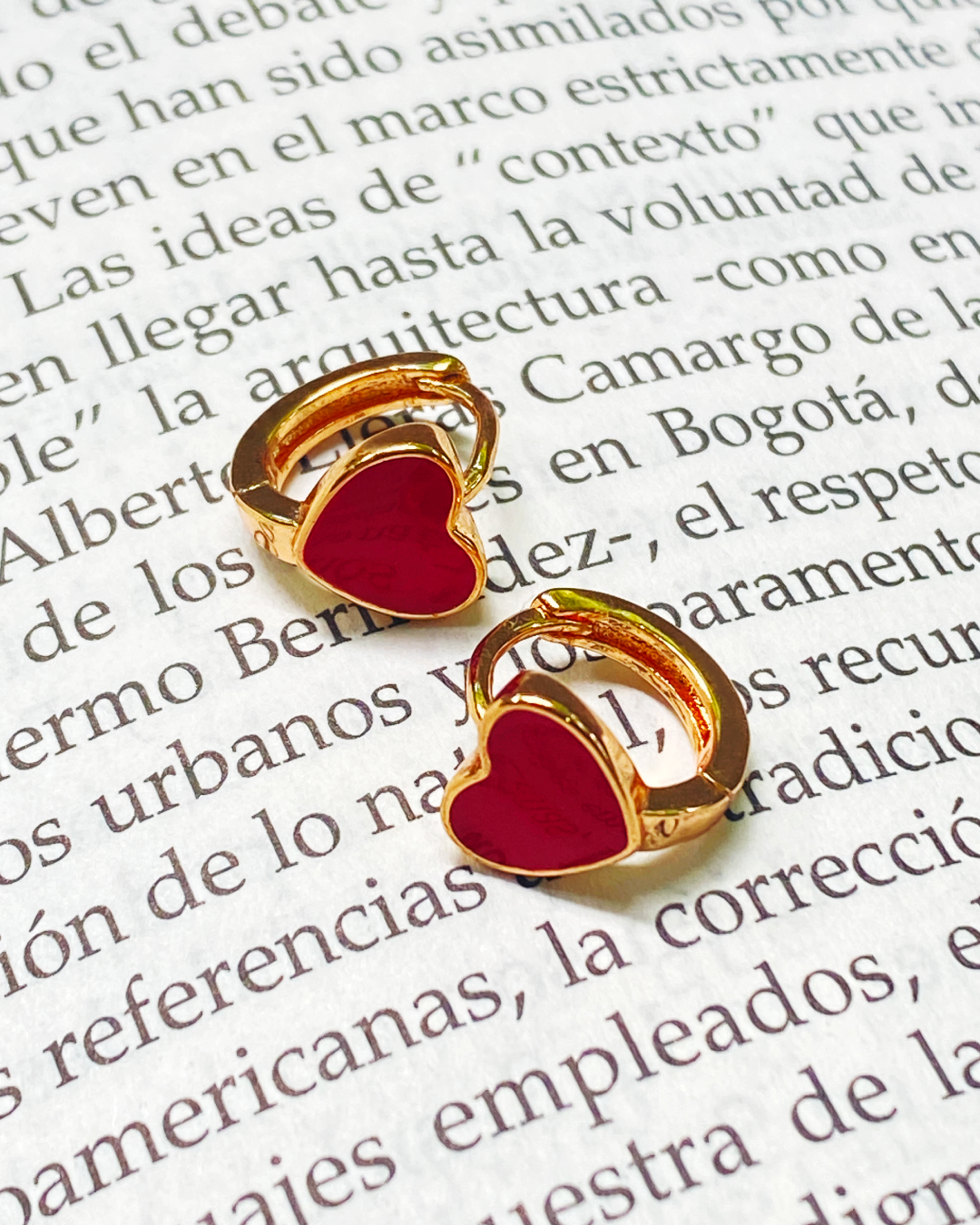 CANDONGA CORAZÓN ESMALTADO 1CM RODIO MARTINA