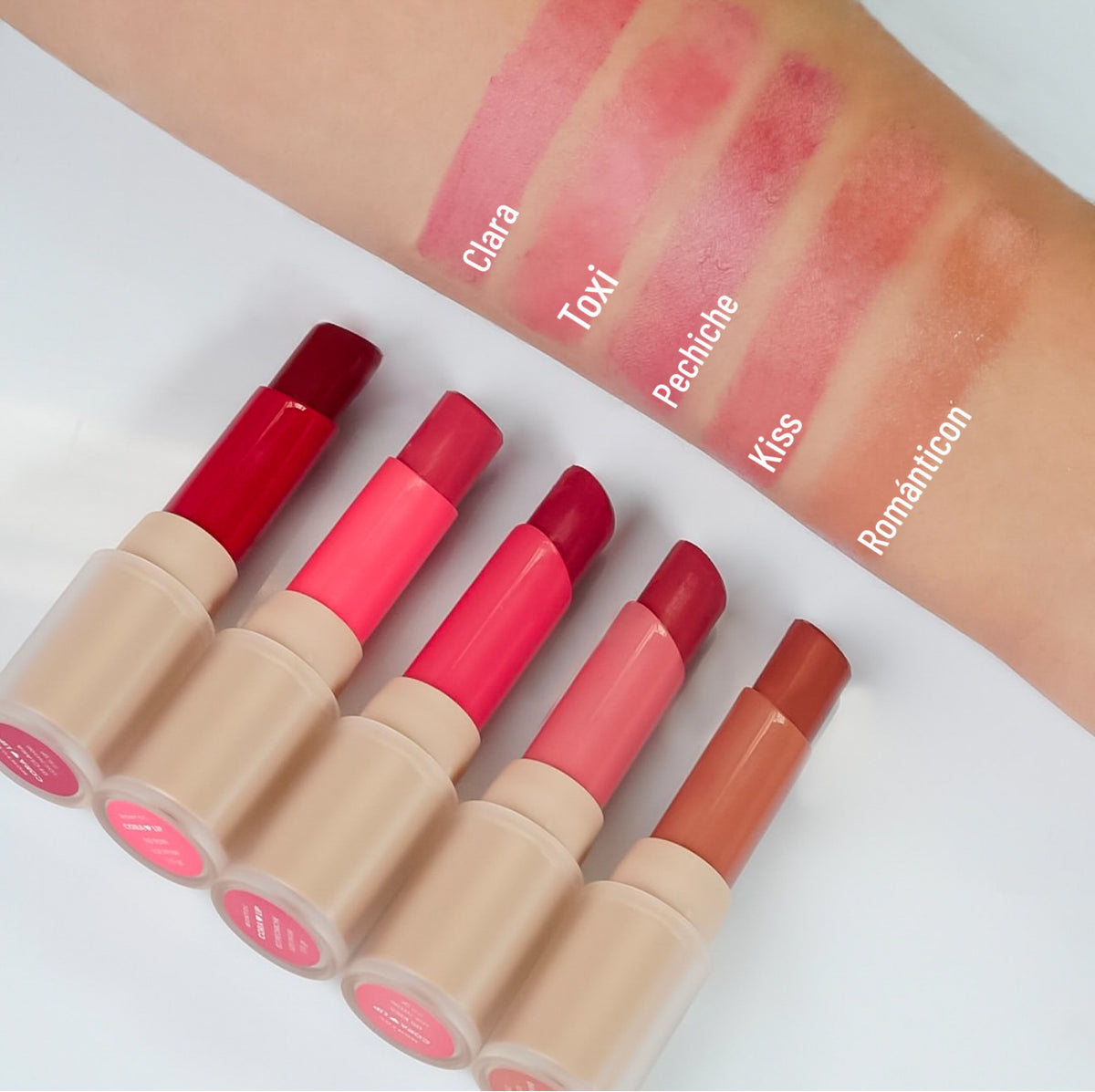 CORA LIP MONTOC