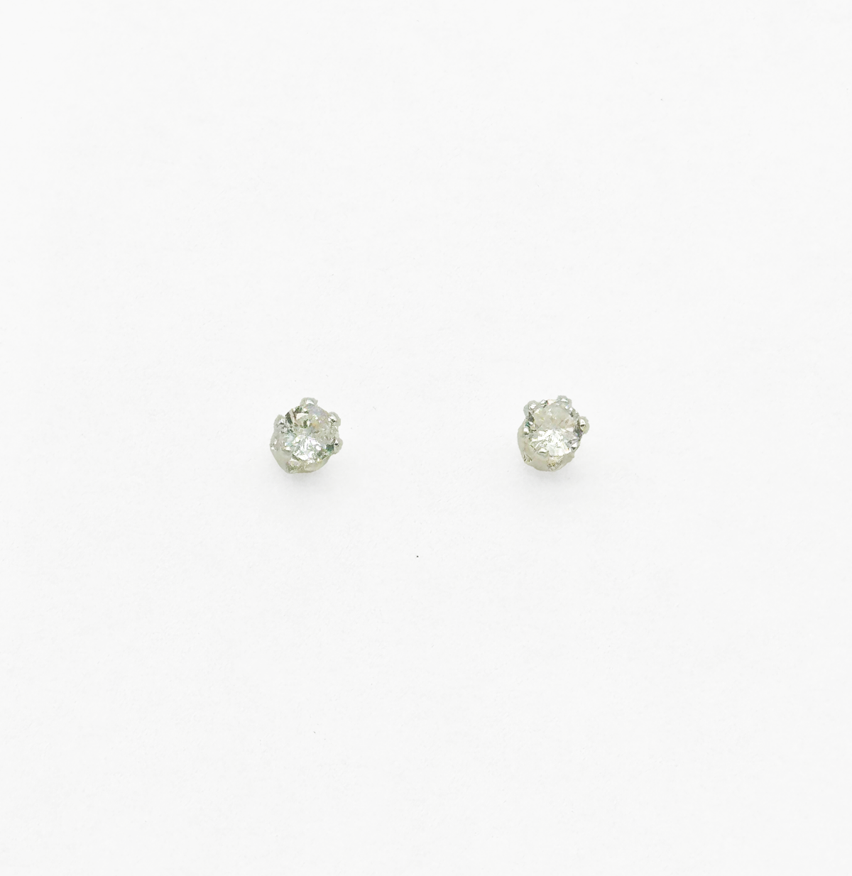 TOPO ZIRCON 3MM PEQUEÑO RODIO MARTINA