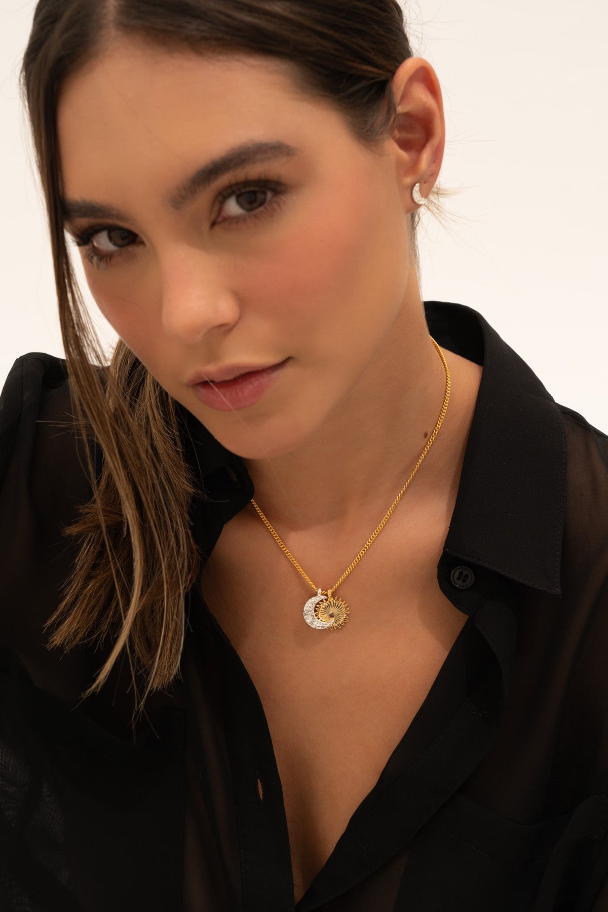 COLLAR SOL LUNA + ARETES GOLD AVEMARIA