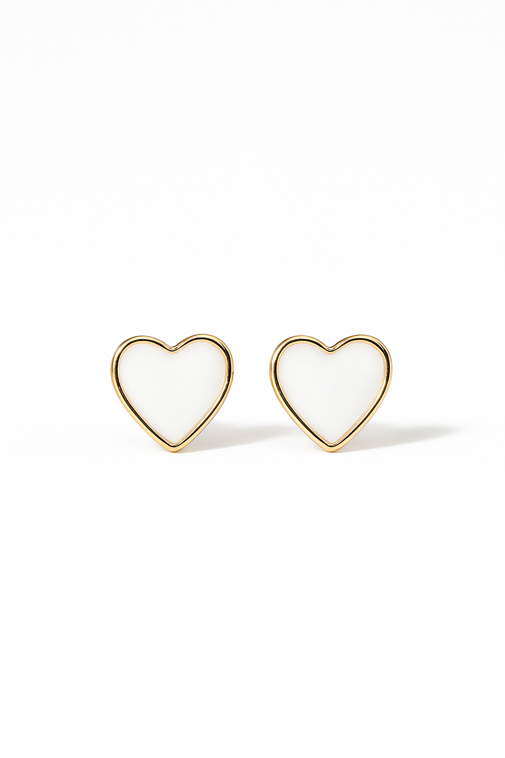 TOPO CORAZÓN ESMALTADO 1.1CM RODIO MARTINA