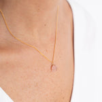 COLLAR DIJE EN CUARZO BAÑO DE ORO WISH