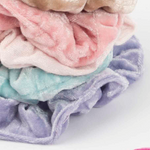 SCRUNCHIE GAMUZA SATINADO MARTINA