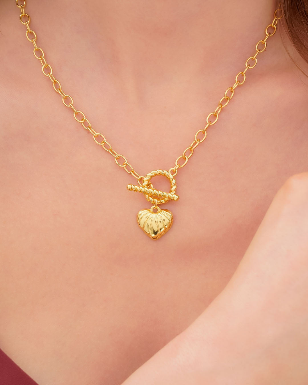 COLLAR BROCHE CORAZÓN AVEMARÍA