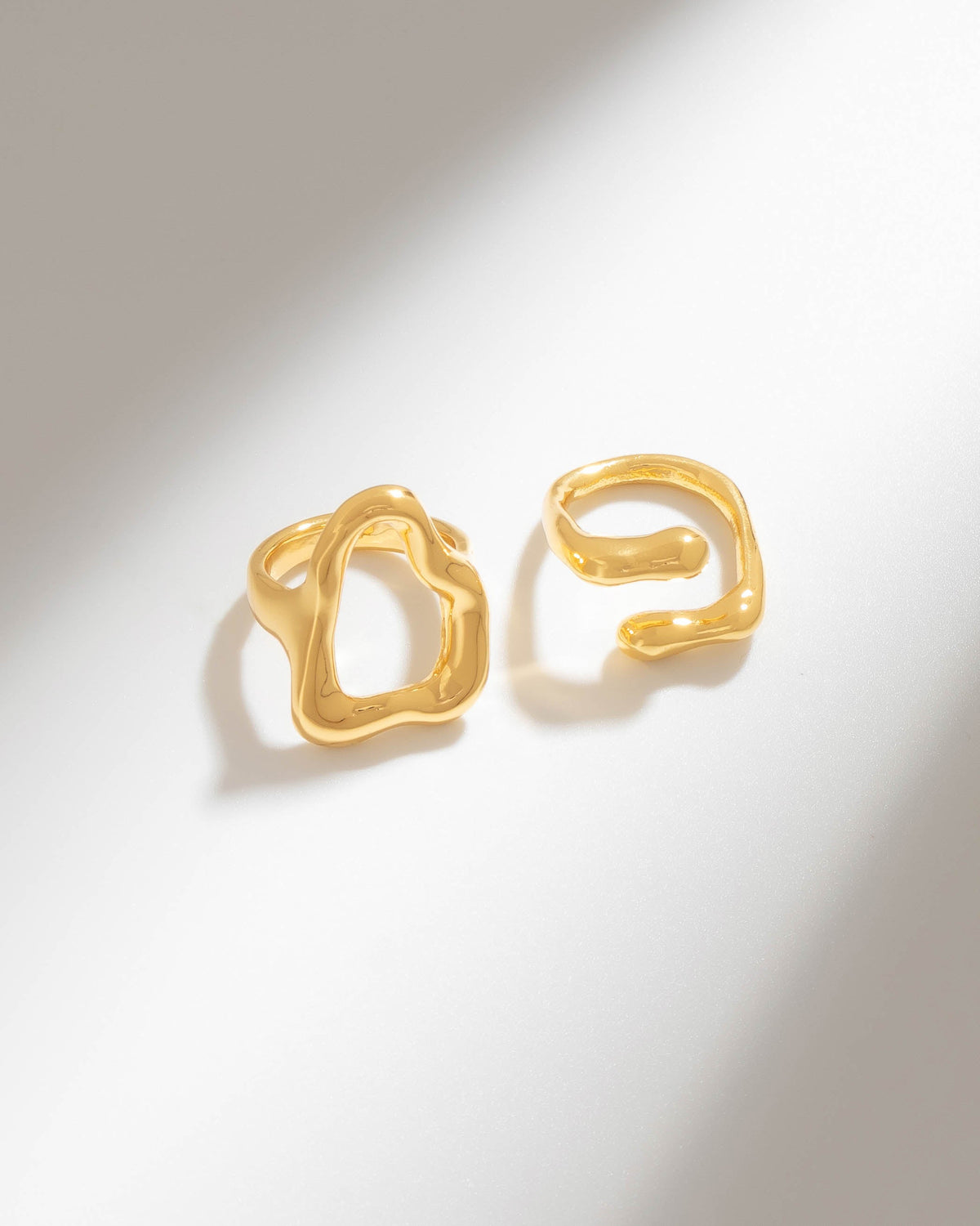 SET X 2 ANILLOS SILUETA AMORFA AVEMARIA