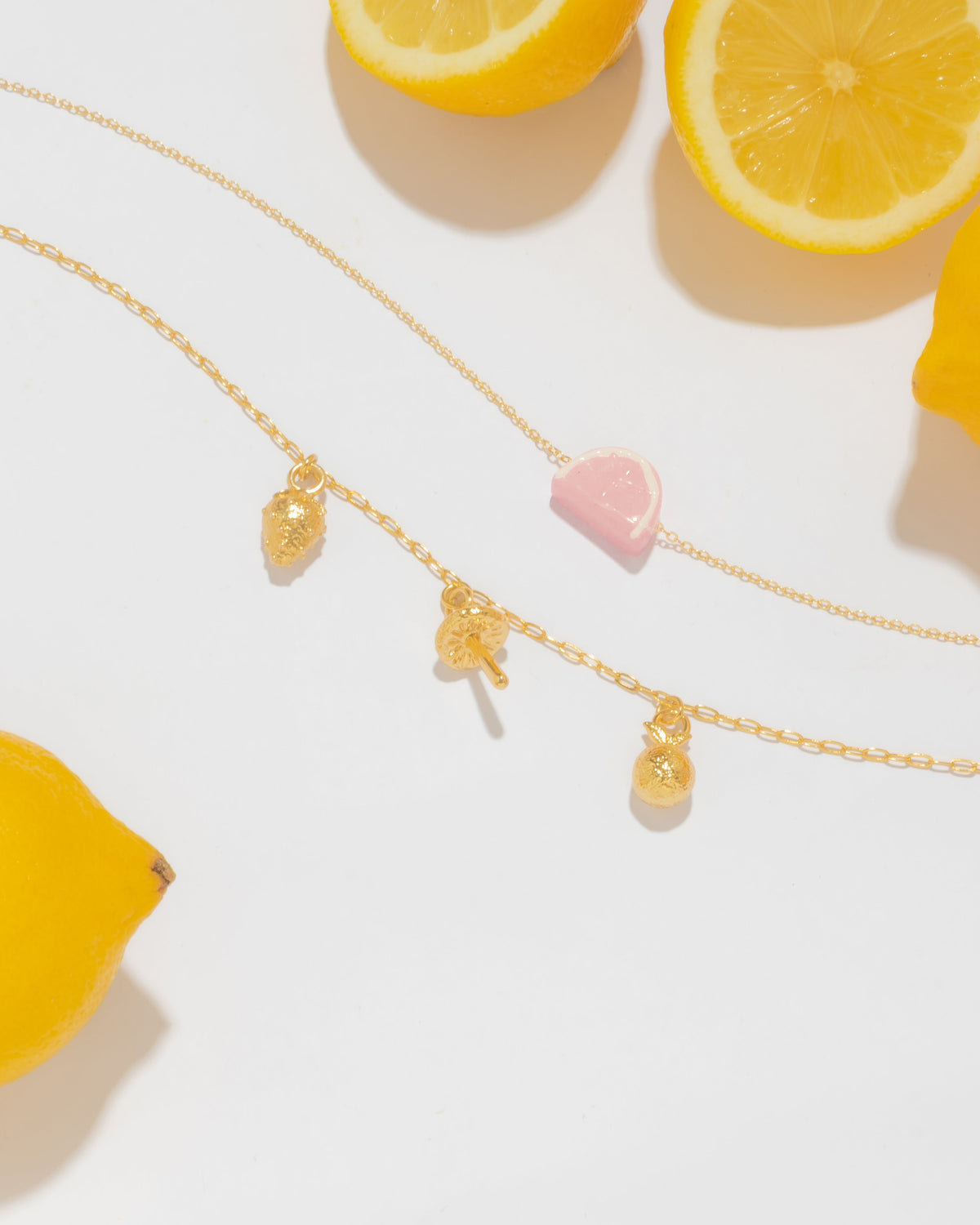 SET X2 COLLARES FRUTAS + ARETES AVEMARÍA