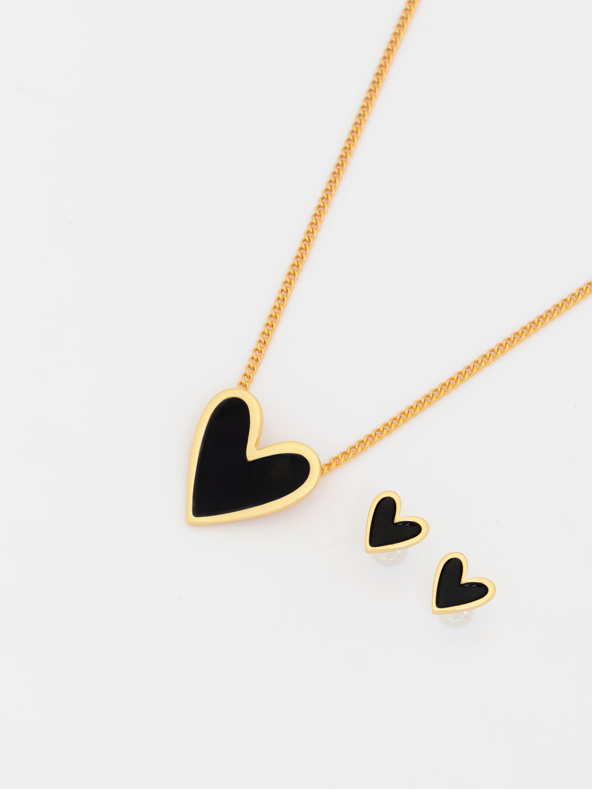 SET CADENA + ARETES CORAZÓN AVEMARIA