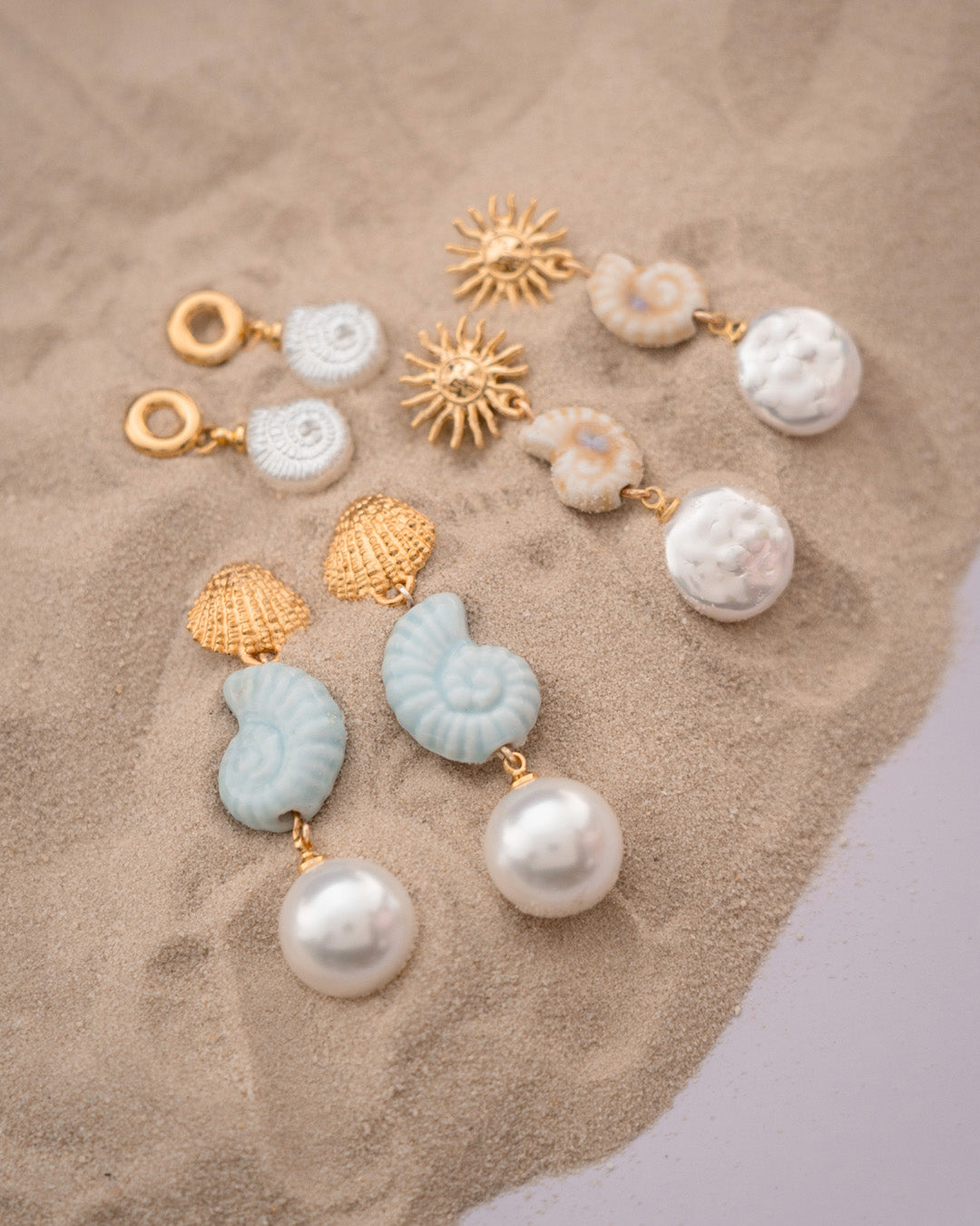 ARETES CARACOL PERLA AVEMARÍA