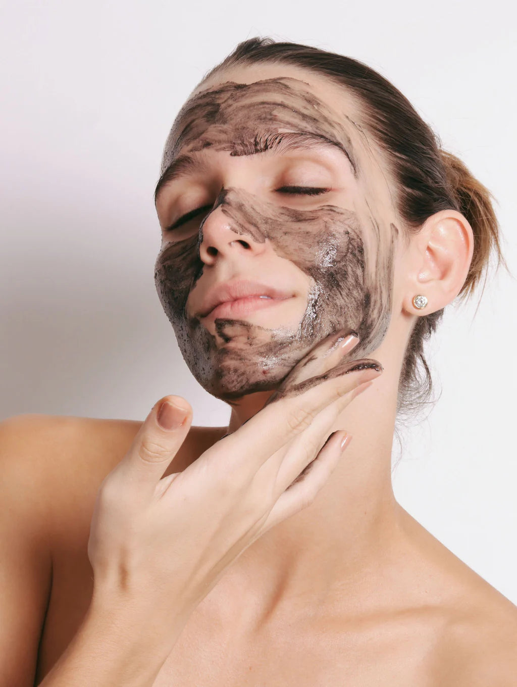 EXFOLIANTE CON CARBÓN ACTIVADO CHARCOAL SCRUB 120ML DERMANAT