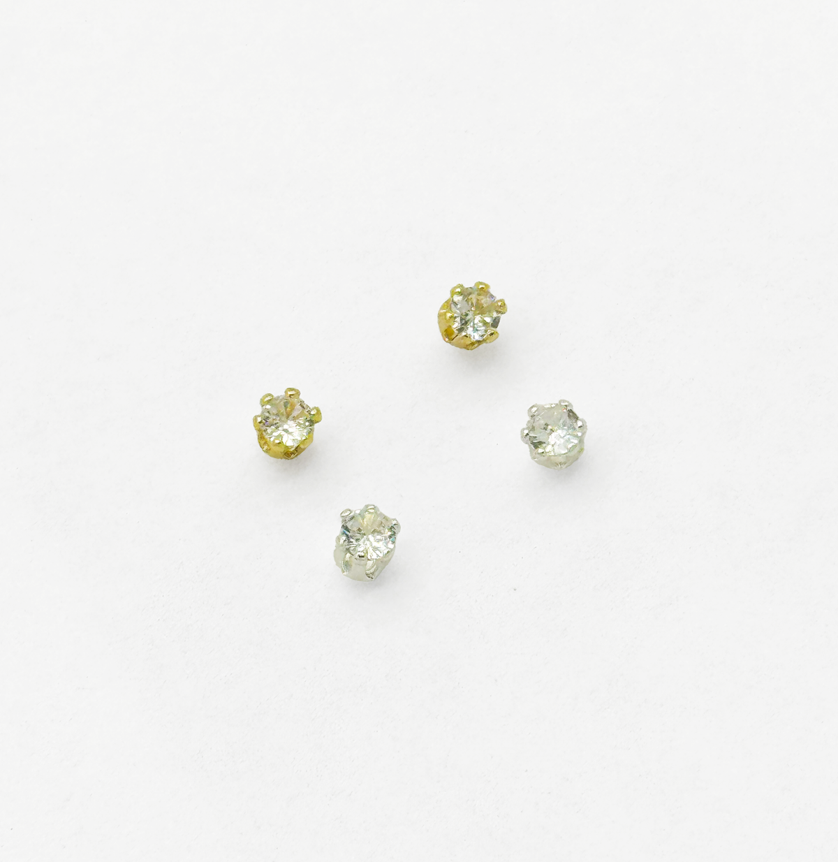 TOPO ZIRCON 3MM PEQUEÑO RODIO MARTINA