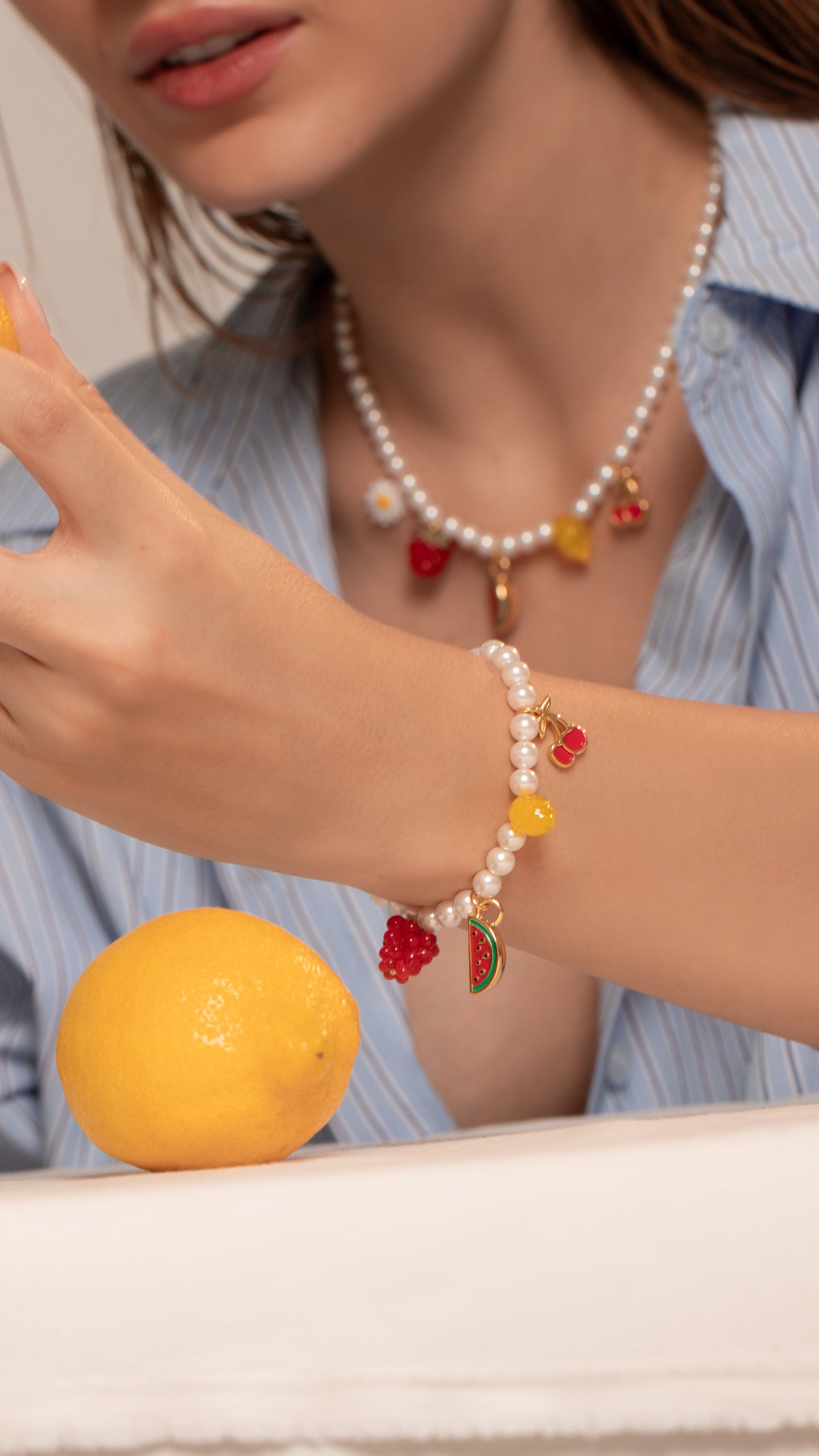 SET PULSERA BROCHE FRUTAS + ARETES