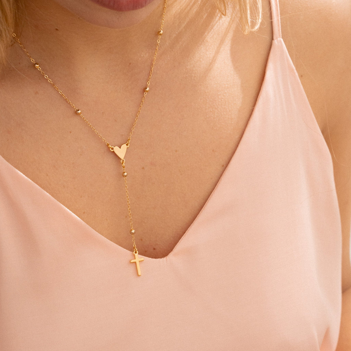 CADENA ROSARIO + ARETES AVEMARIA