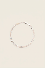 Pulsera Cubana Gruesa 17CM Martina Plateado con fondo blanco humo cálido